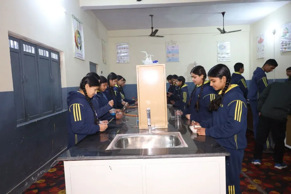 Students doing an experiment in the science lab